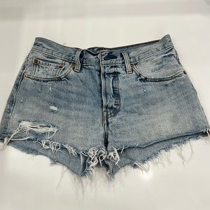 501 Levi’s shorts